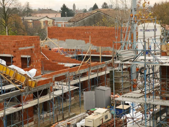 GMG Montagnese Costruzioni - Edilizia e Autotrasporti conto terzi